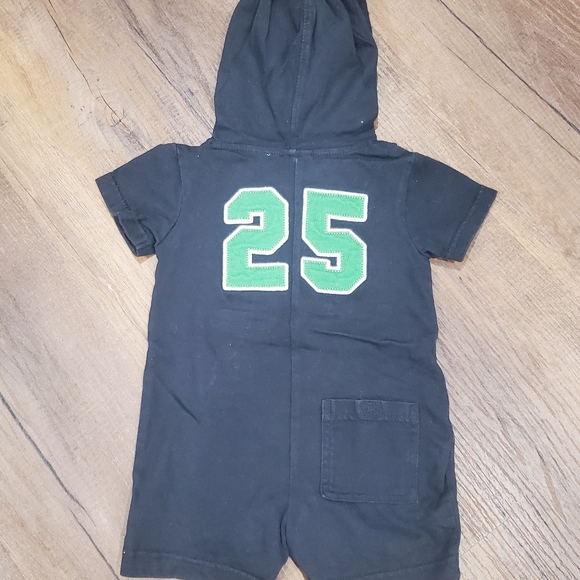 Gymboree coordinating soccer set - Picture 3 of 7